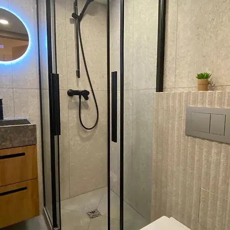 شقة 06ck Cosy In The Heart Of Old *